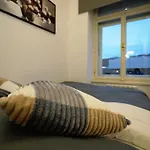 Cozy Apartment With Garage